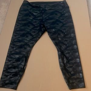 Black Camo leggings